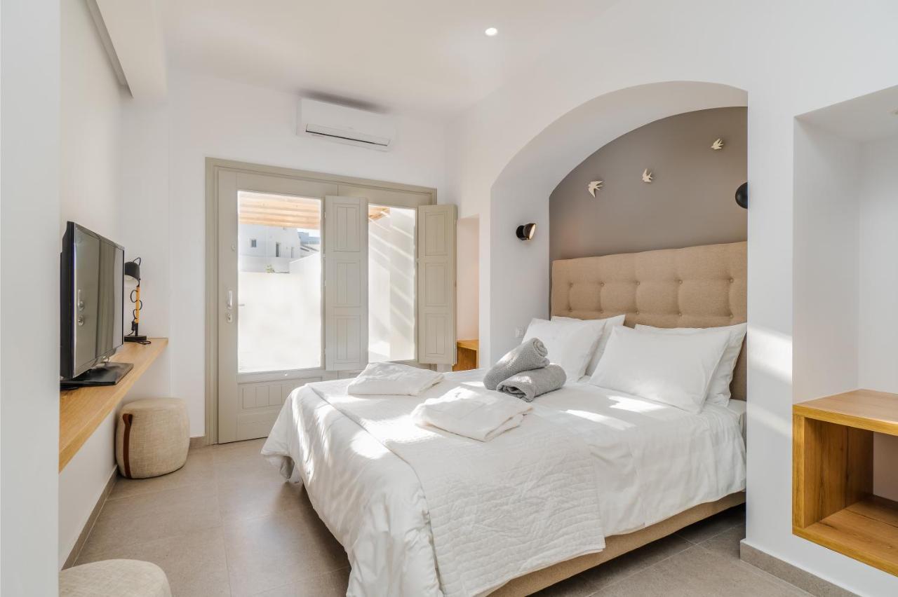 Symphony Suites Santorini Pyrgos Kallistis Ngoại thất bức ảnh