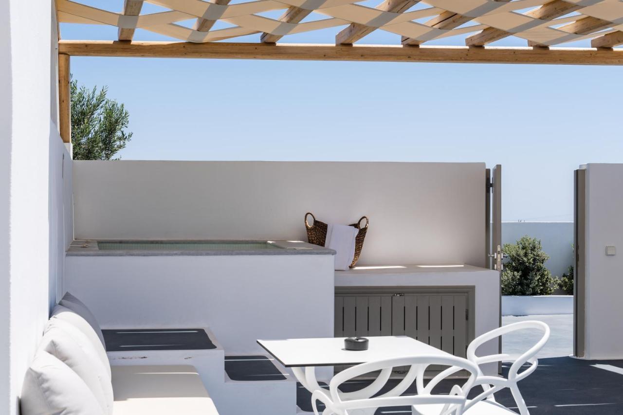 Symphony Suites Santorini Pyrgos Kallistis Ngoại thất bức ảnh