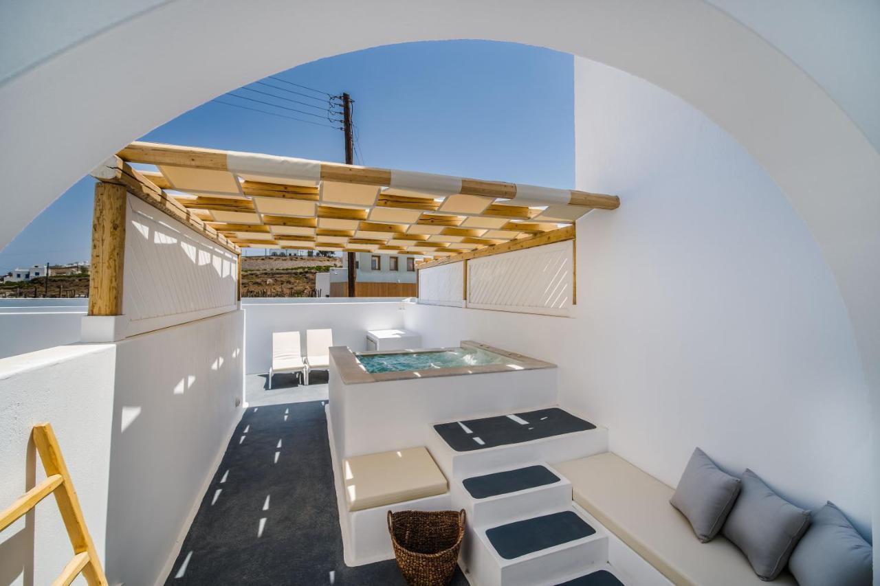 Symphony Suites Santorini Pyrgos Kallistis Ngoại thất bức ảnh
